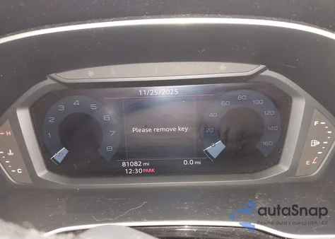 2021 Audi Q3 Premium 40 Tfsi Quattro Tiptronic z USA, uszkodzony, nr VIN WA1AUCF36M1097260